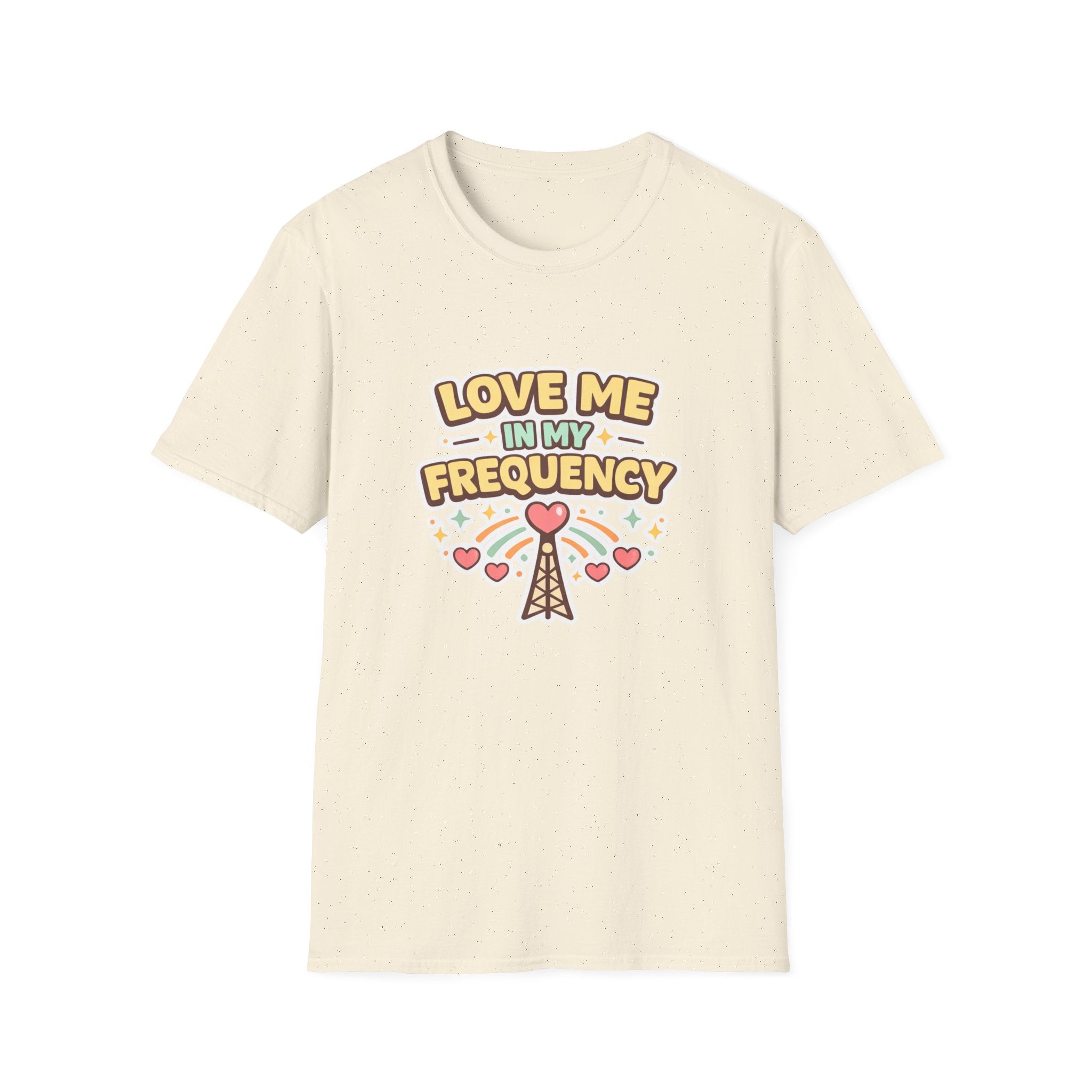 Love Me In My Frequency T-Shirt – Cute Radio Heart Signal Tee