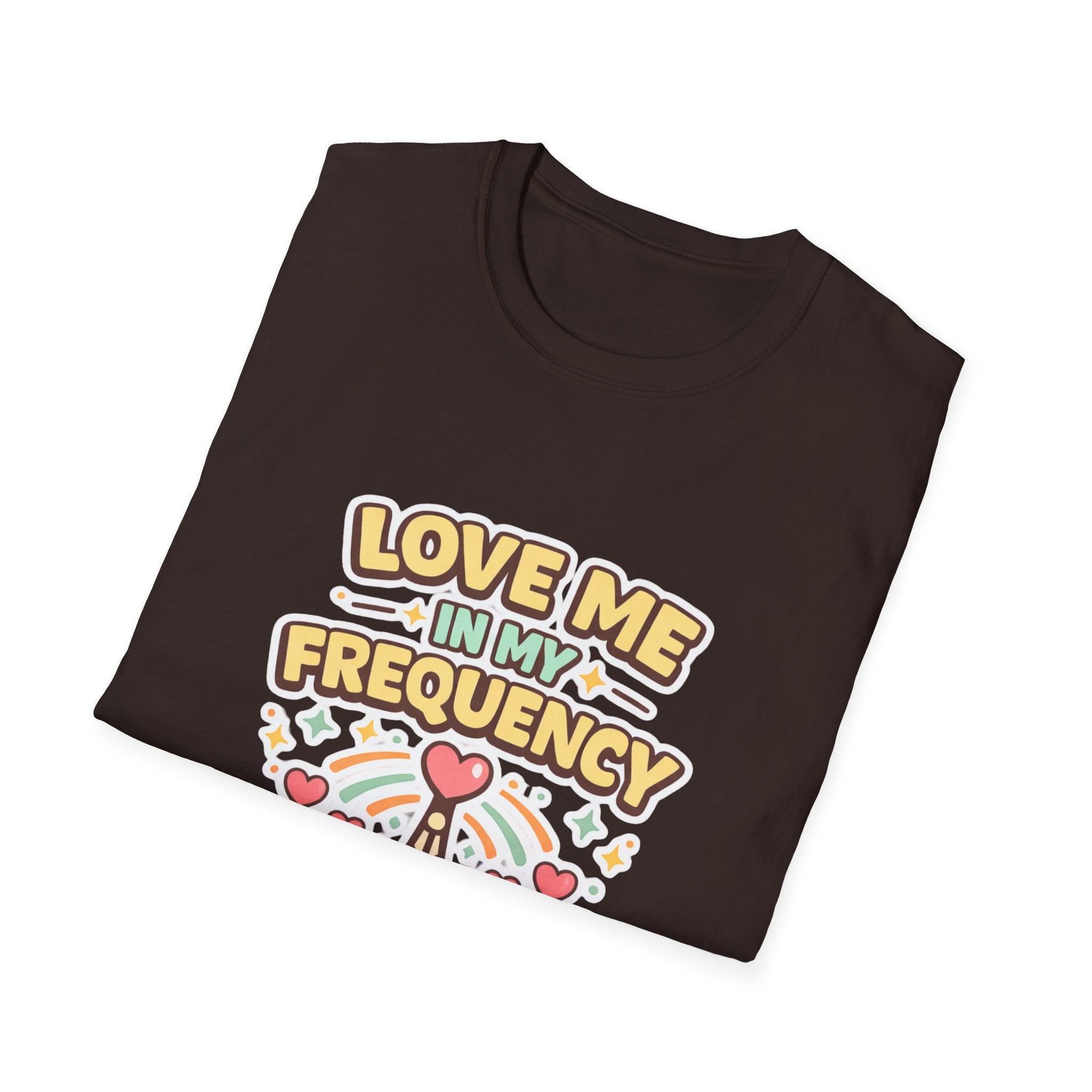 Love Me In My Frequency T-Shirt – Cute Radio Heart Signal Tee