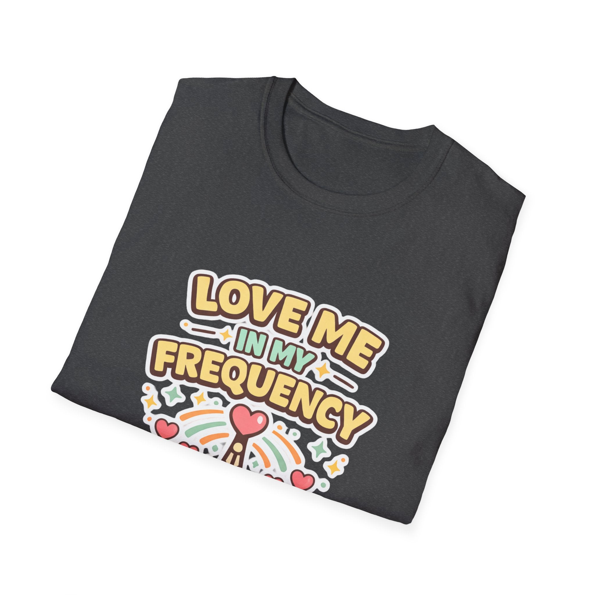 Love Me In My Frequency T-Shirt – Cute Radio Heart Signal Tee
